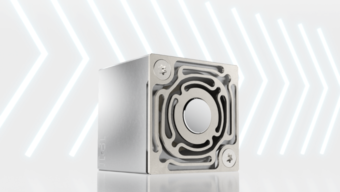 Physik Instrumente Mini Tip/Tilt Mirror